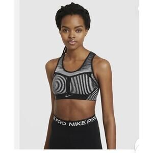 NIKE FLY KNIT SPORTS BRA SIZE Small